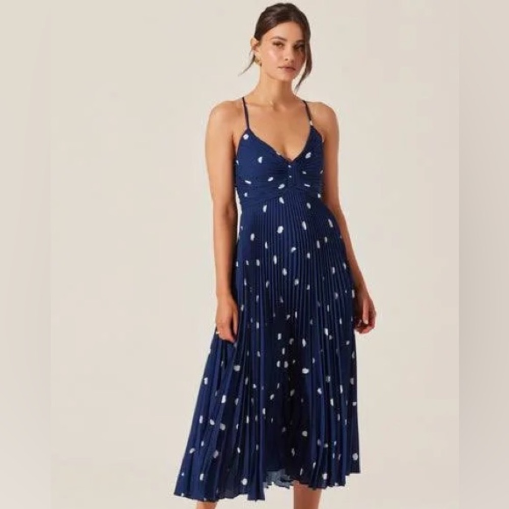 ASTR The Label - Blythe Floral Plisse Midi Dress